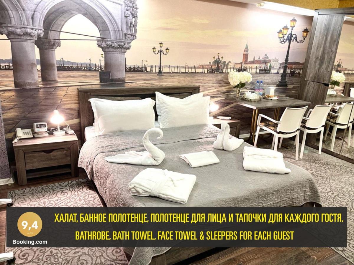 Les Mini Hotel Alma-Ata Exteriör bild